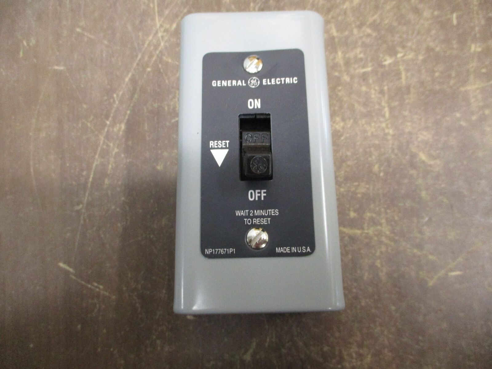 GE Manual Starter CR101Y1 115/230V 25-60Hz 1P New Surplus