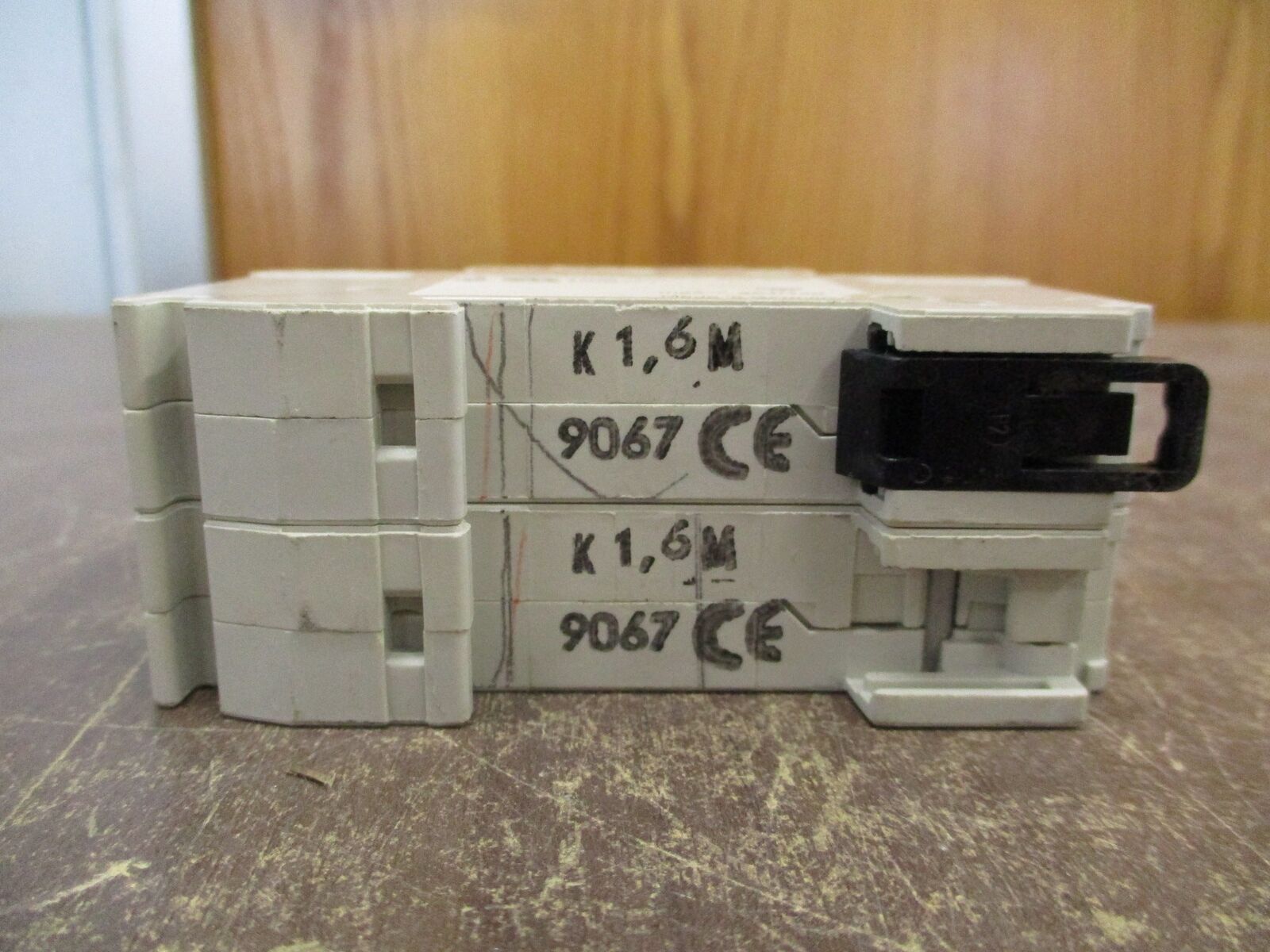 ABB Circuit Breaker S 282 K 1,6A 400V 1.6A 2P *Lot of 2* Used