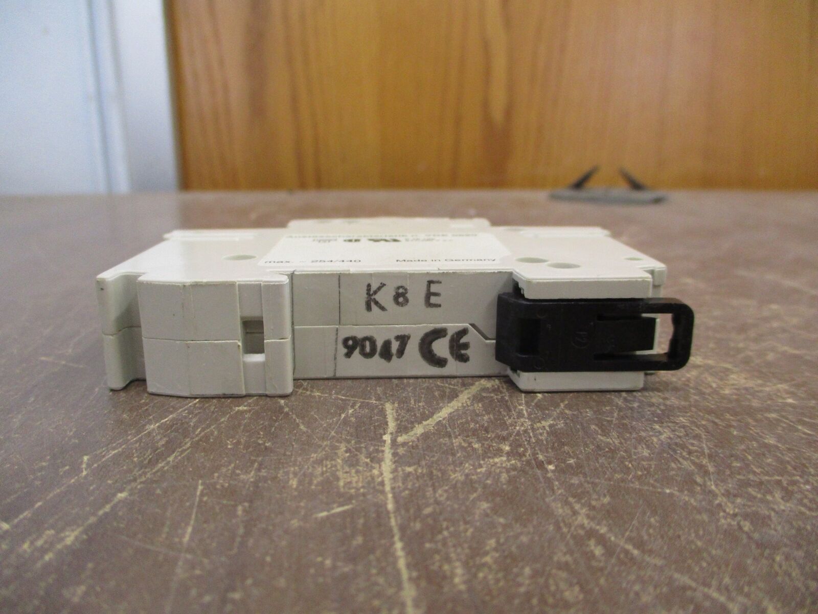 ABB Circuit Breaker S 281 K 8A 230/400V 8A 1P *Lot of 2* Used