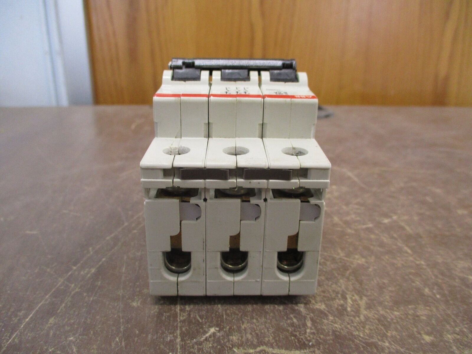 ABB Circuit Breaker S 283 K 6A 400V 6A 3P Used