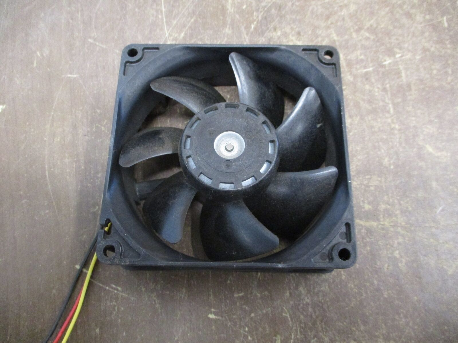 Sanyo Denki San Ace 92 Axial Fan 9G0924S207 24VDC 0.19A Used