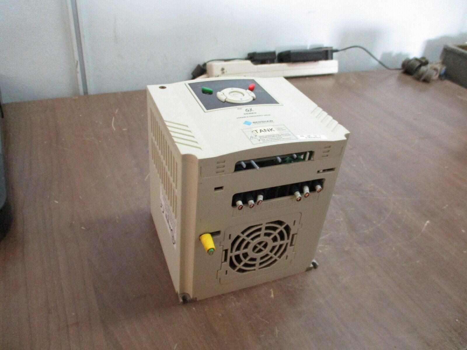 Benshaw RSi GX Series AC Drive RSi-005-GX-2 5HP 3Ph Used