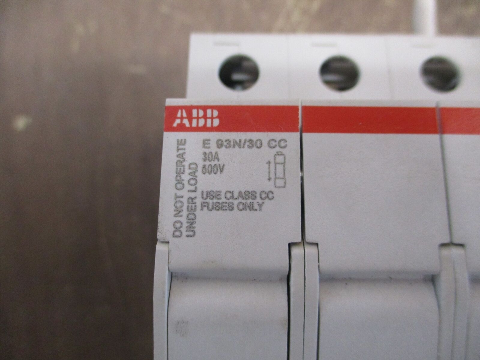 ABB Fuseholder E 93N/30 CC 30A 600V 4P Used