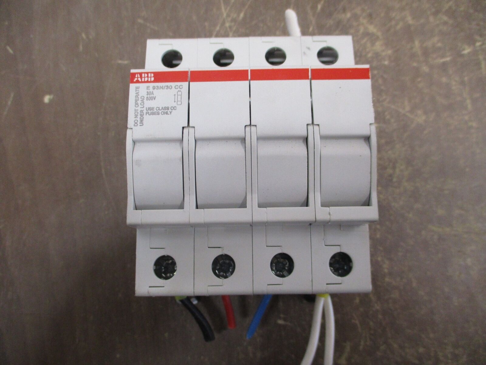 ABB Fuseholder E 93N/30 CC 30A 600V 4P Used