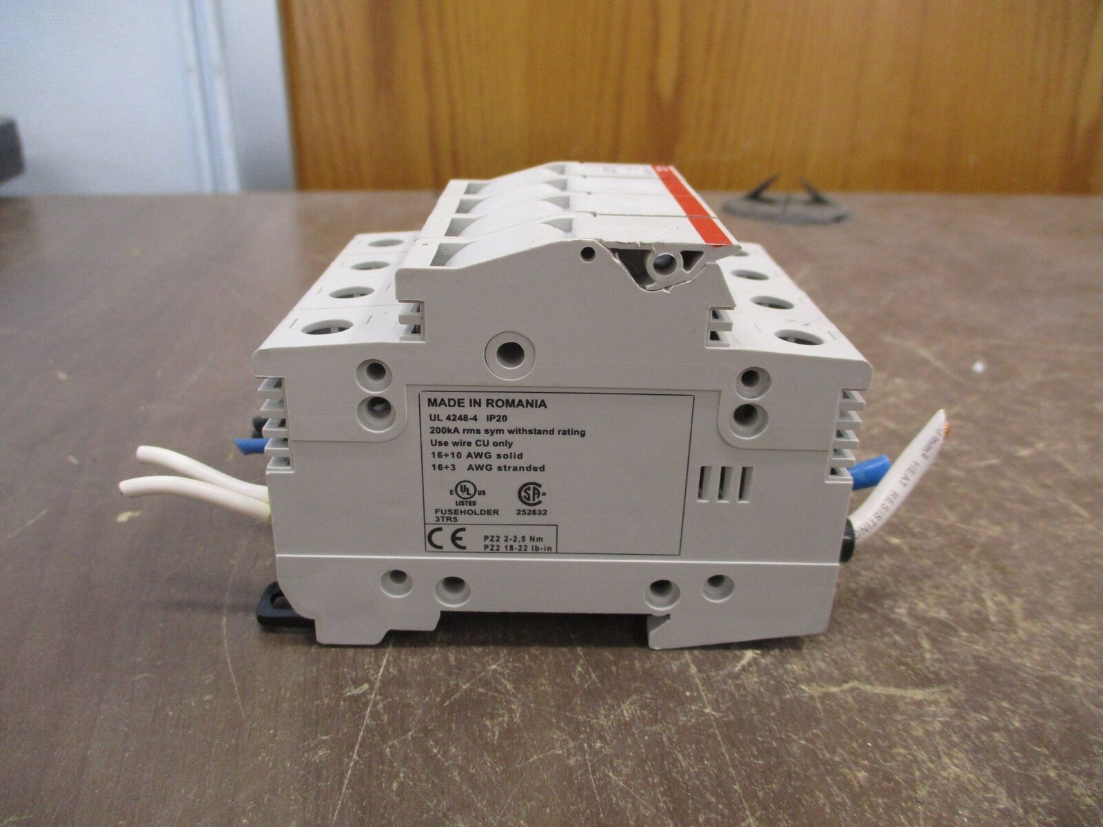 ABB Fuseholder E 93N/30 CC 30A 600V 4P Used