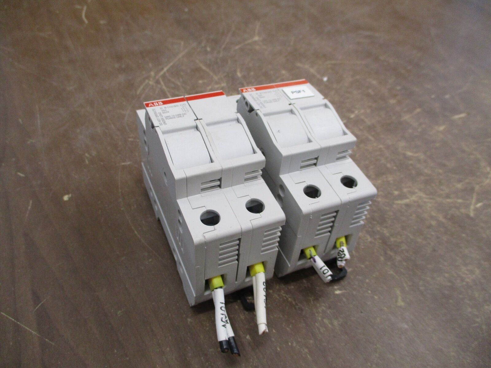 ABB Fuseholder E 91N/30 CC 30A 600V 2P *Lot of 2* Used