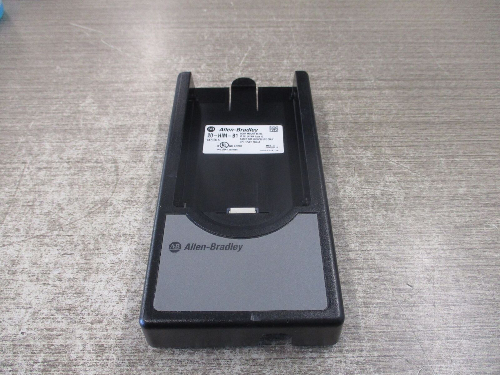 Allen-Bradley Door Mount Bezel 20-HIM-B1 Ser. A 12VDC 280mA Used