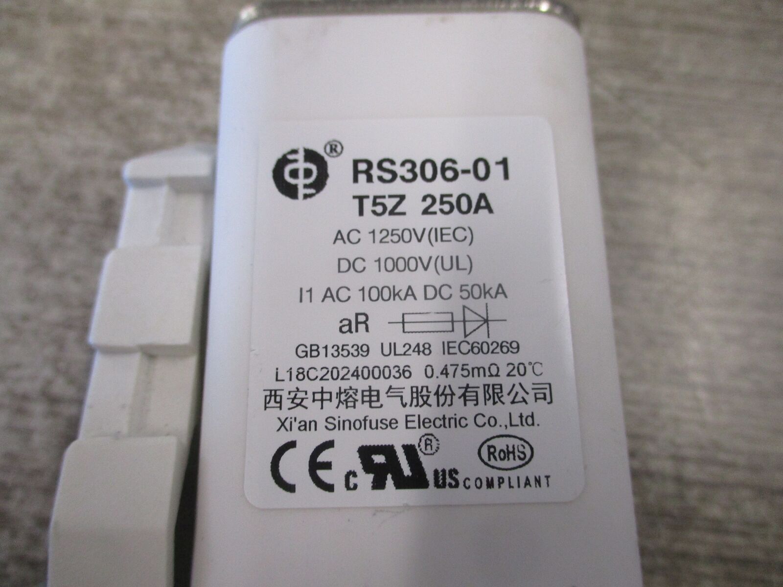 Xi'an Sinofuse Fuse RS306-01 250A 1250V Used