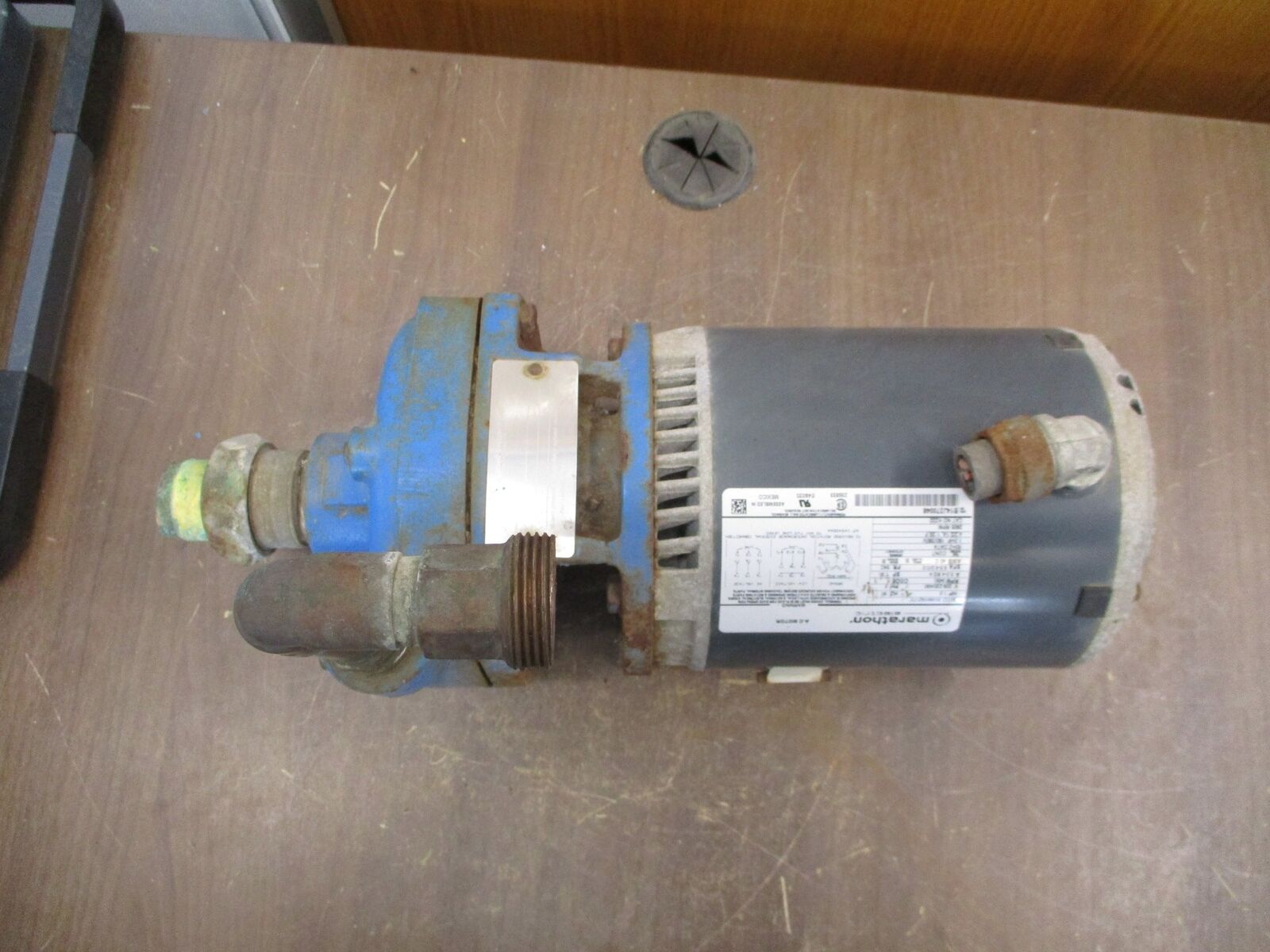 Ingersoll-Dresser Pump 1.2.5X.75X51-112-2-R 1.5HP 3600RPM 208-230/460V 3Ph Used