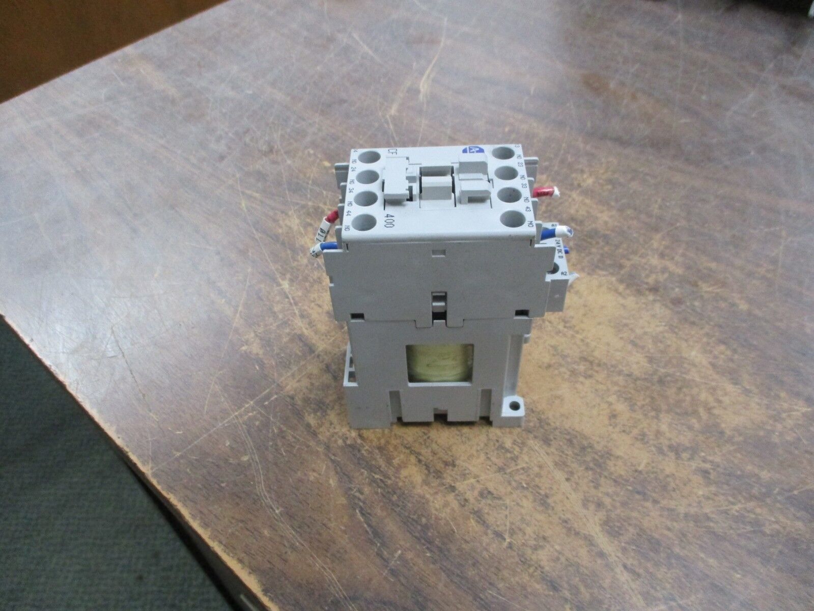 Allen-Bradley Contactor 700-CFM400Z*A 24VDC Coil 30A 600V Used