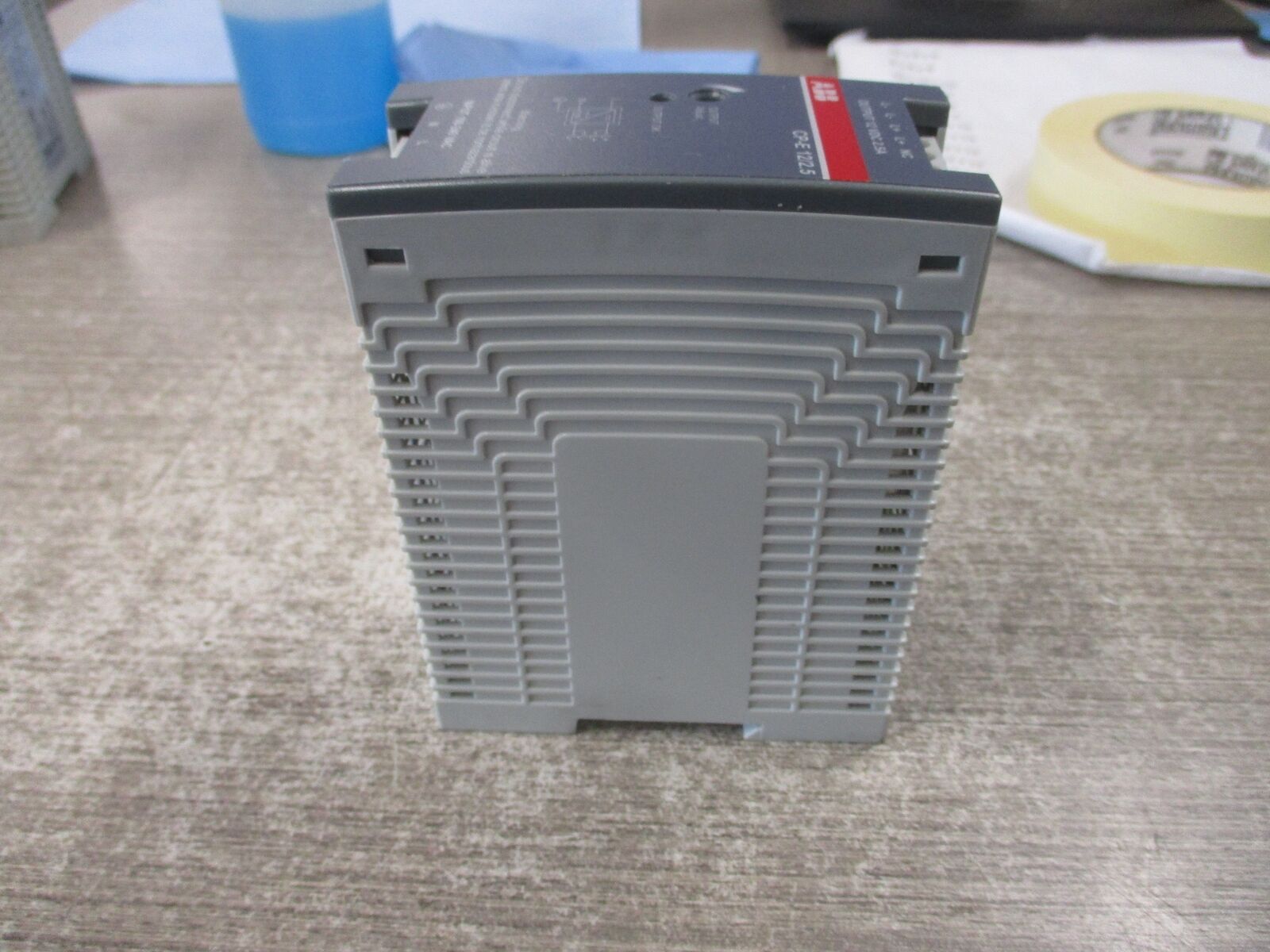 ABB Switch Mode Power Supply CP-E 12/2.5 30W Input: 100-240VAC / 47-63Hz / 800mA