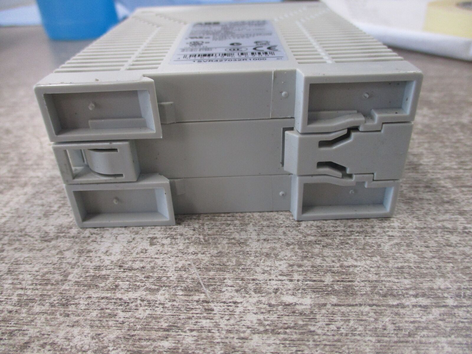ABB Switch Mode Power Supply CP-E 12/2.5 30W Input: 100-240VAC / 47-63Hz / 800mA