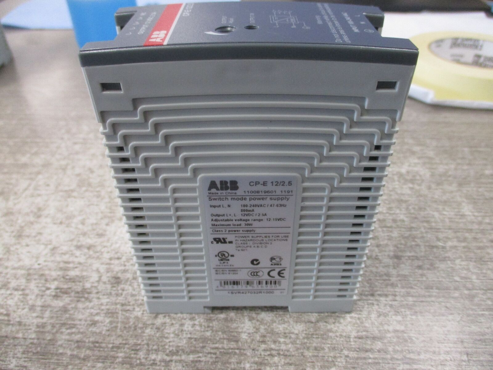 ABB Switch Mode Power Supply CP-E 12/2.5 30W Input: 100-240VAC / 47-63Hz / 800mA