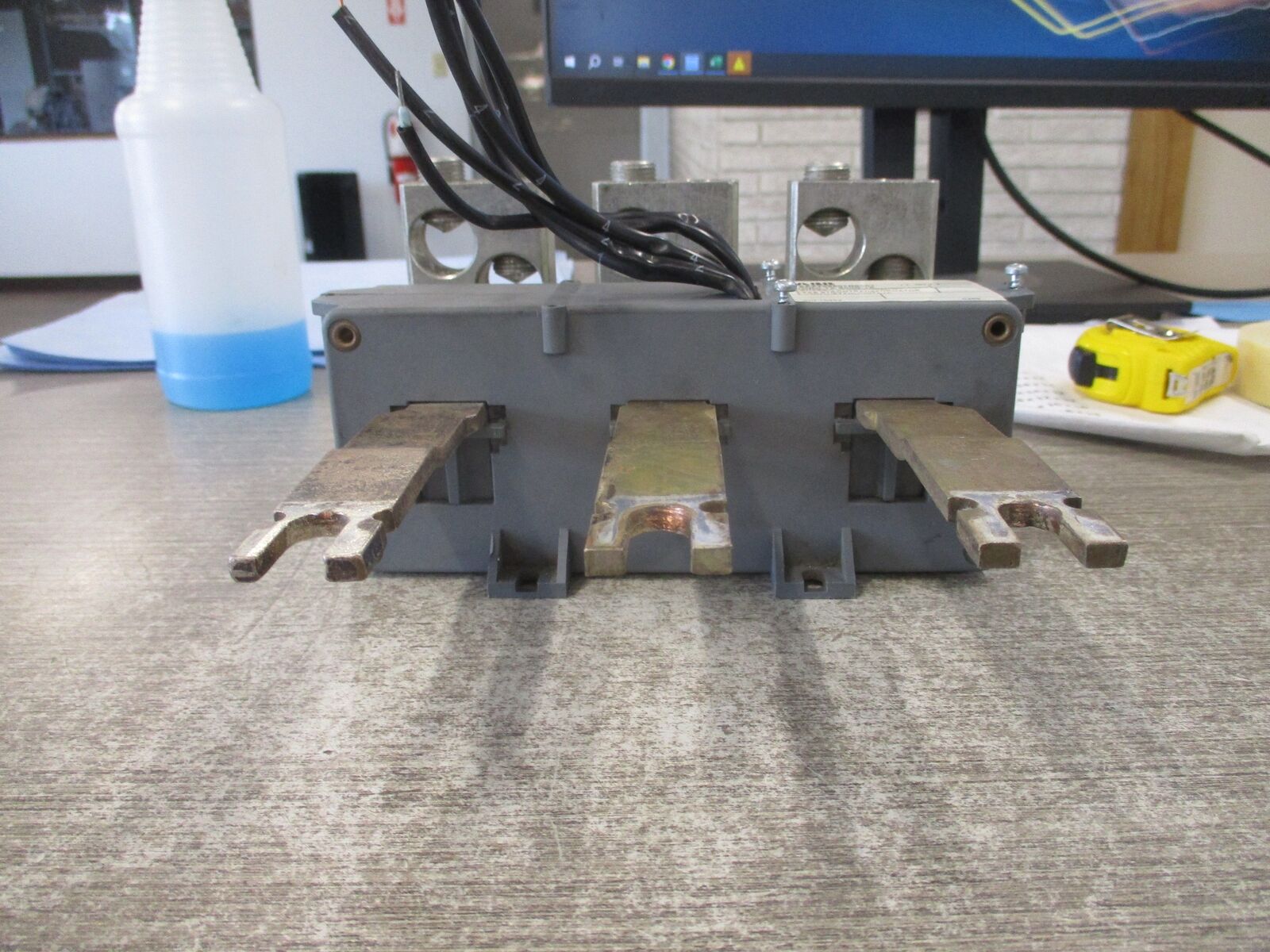 ABB Current Transformer 1SAX709501R0001 3Ph Used