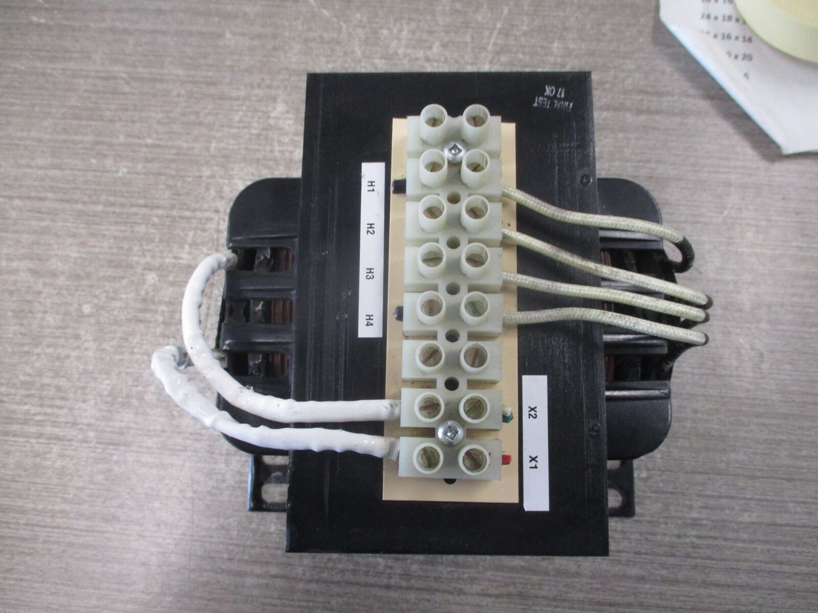 Hammond Control Transformer 172758 2000VA Pri: 208/240/480V Sec: 120V 50/60Hz 1P