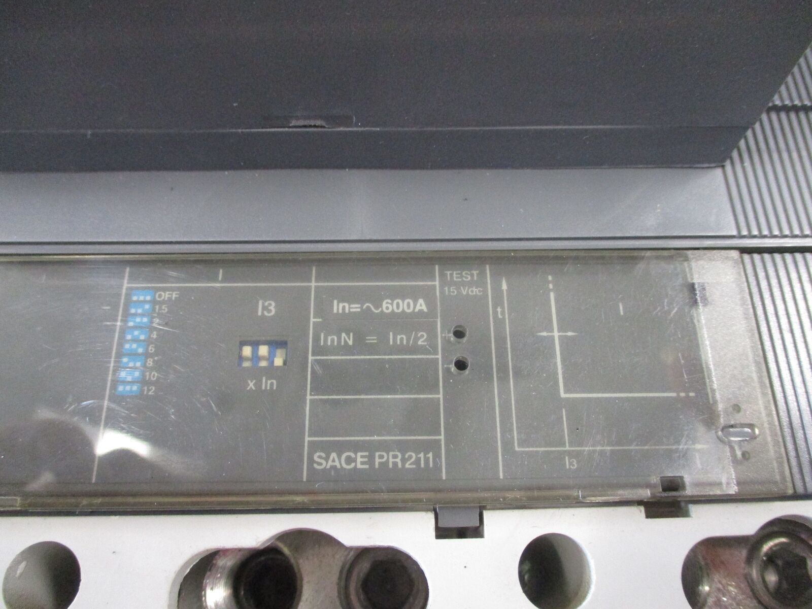 ABB SACE S6 Breaker Disconnect S6H PR211 600A 600V 3P Used