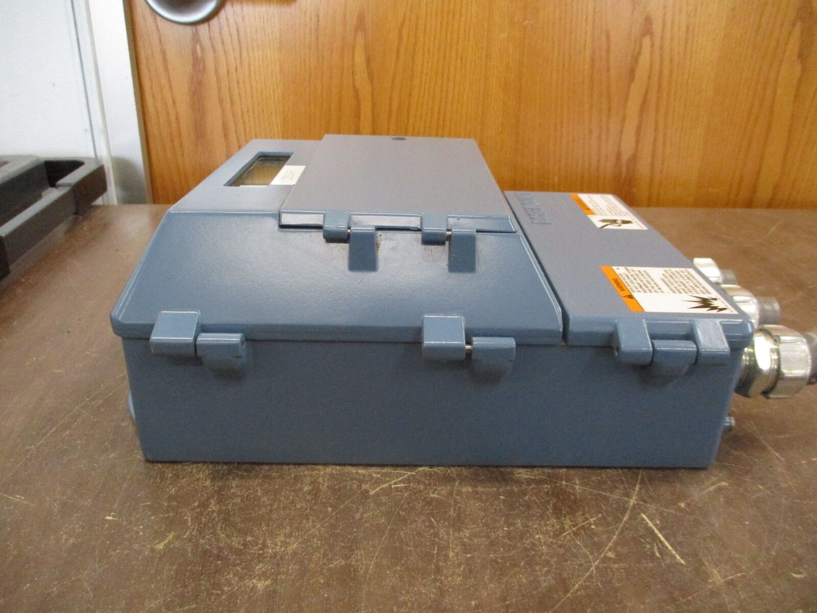 Rosemount Flow Transmitter 8750WA12ESR1A1FPSB140CA1N HM4AXD1 Used