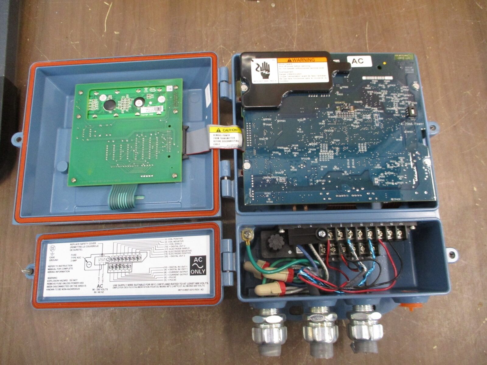 Rosemount Flow Transmitter 8750WA12ESR1A1FPSB140CA1N HM4AXD1 Used