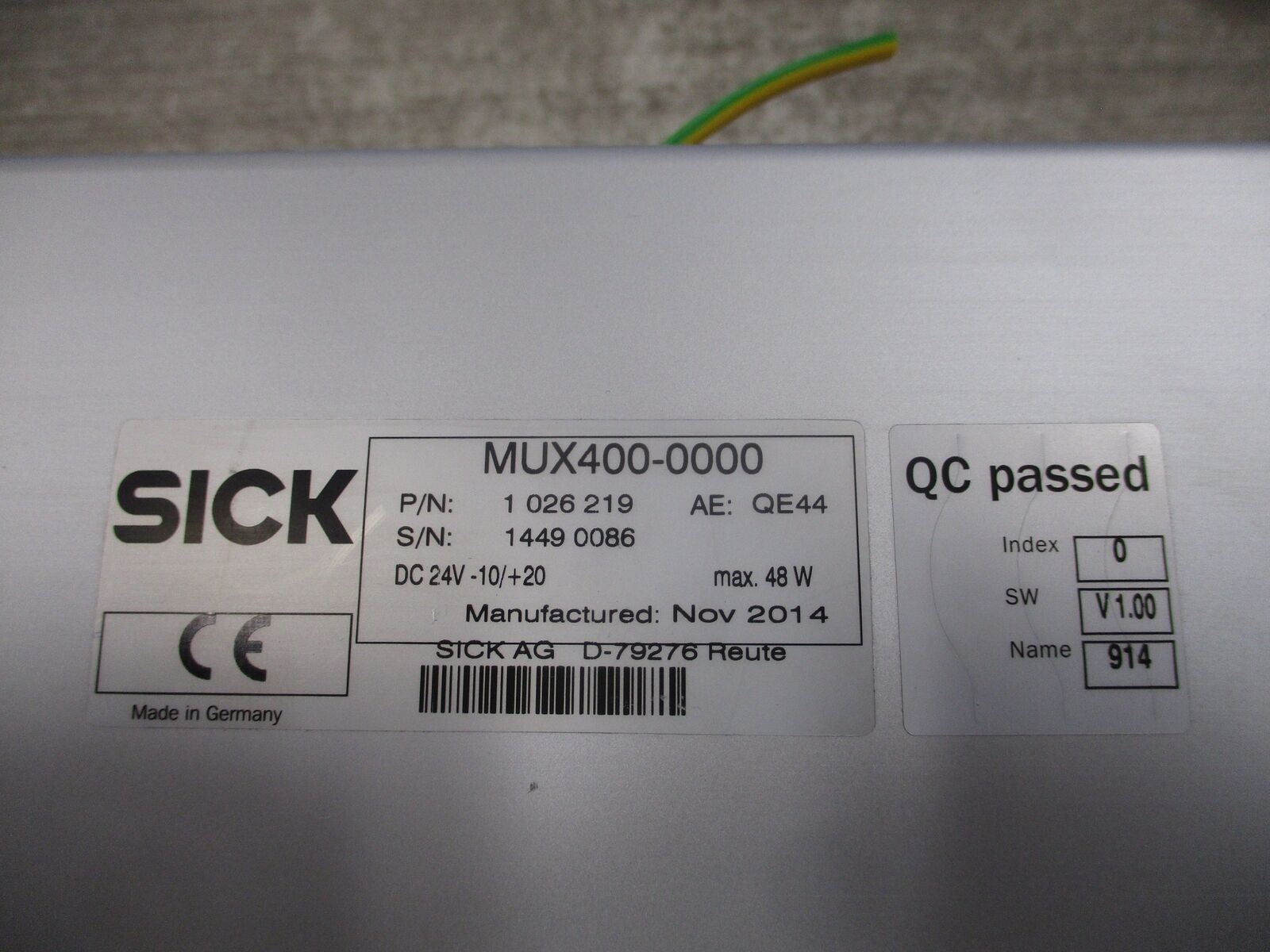 Sick MUX400-0000 Scanner Barcode Multiplexer 1 026 219 24VDC 48W Used