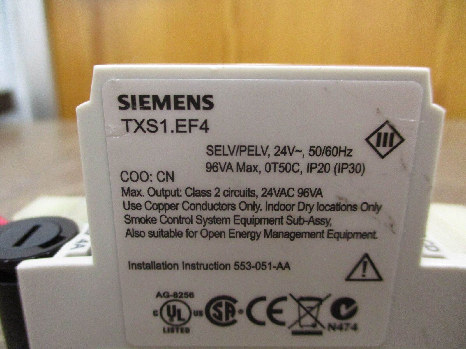Siemens Bus Connection Module TXS1.EF4 24VAC 50/60Hz Used
