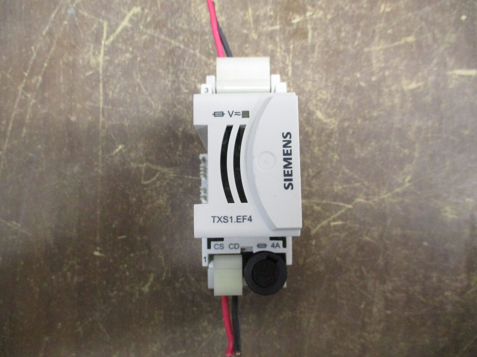 Siemens Bus Connection Module TXS1.EF4 24VAC 50/60Hz Used