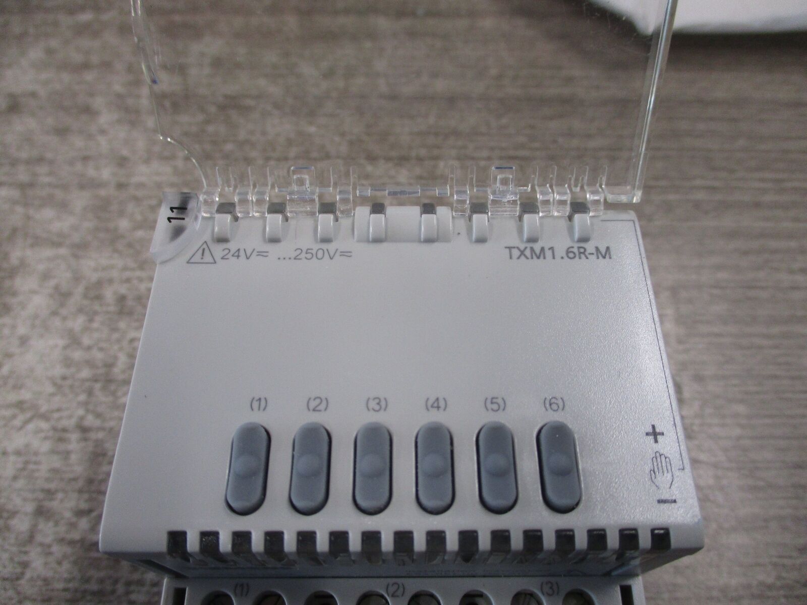 Siemens Relay Output Module TXM1.6R-M Used