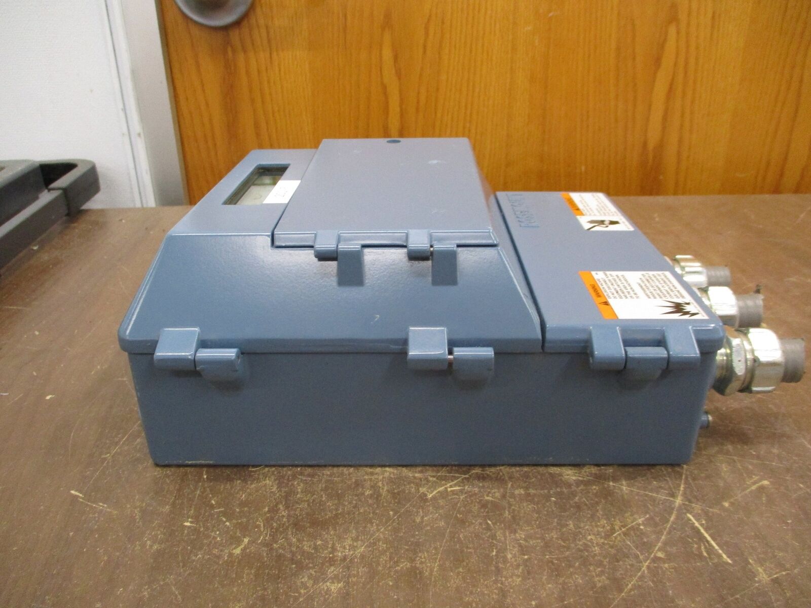 Rosemount Flow Transmitter 8750WA12ESR1A1FPSB120CA1N HM4AXD1 Used