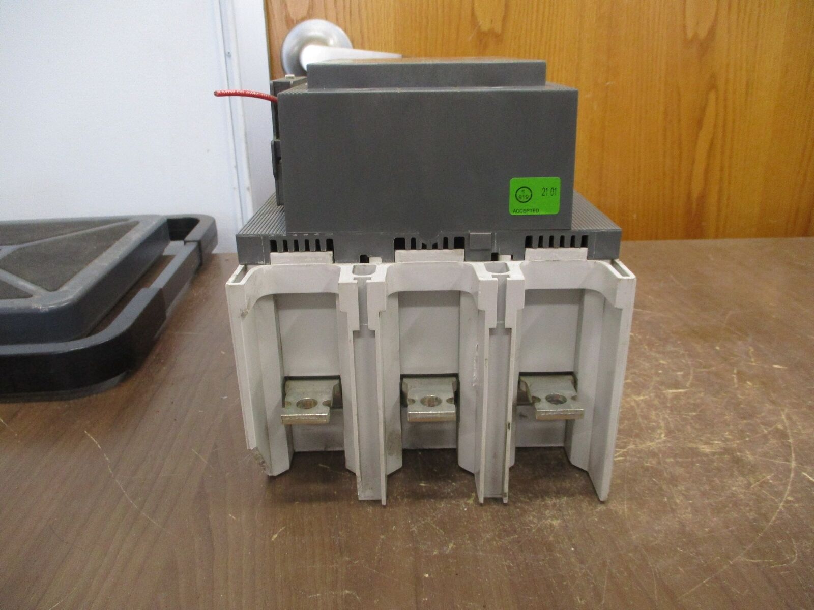 ABB Contactor AF400-30 600V 550A 100-250V AC/DC Coil Used