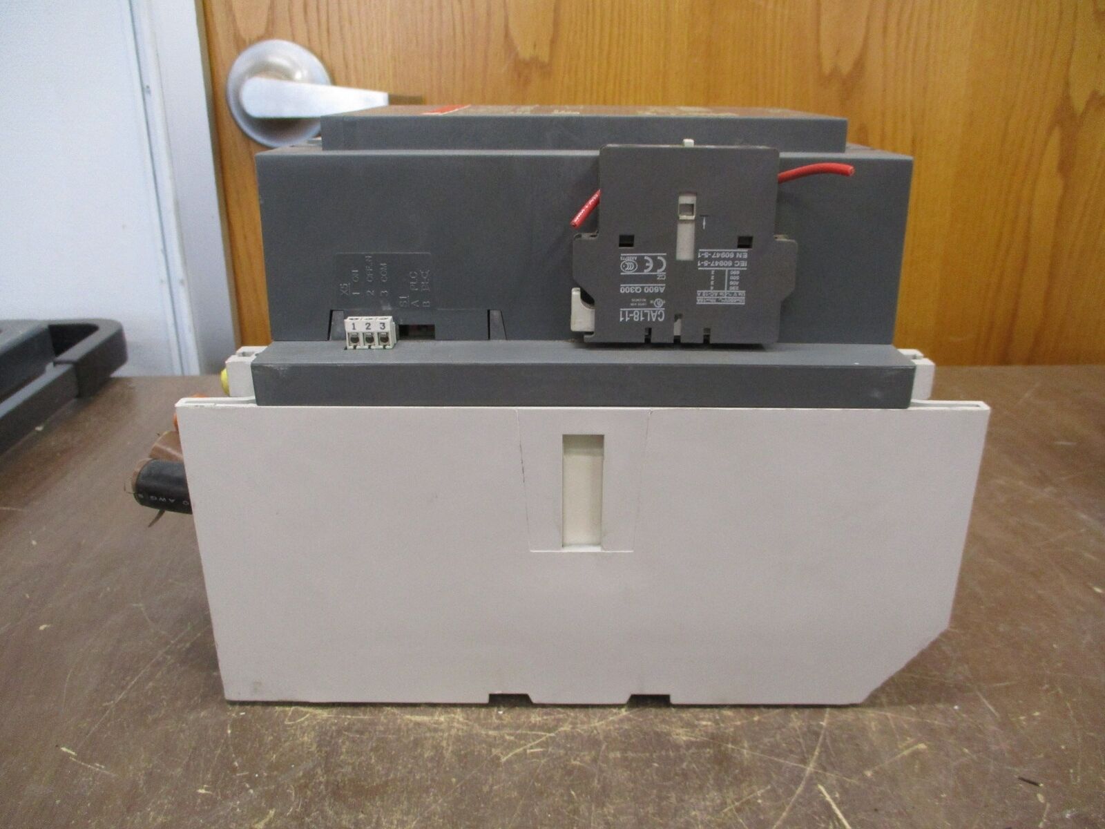 ABB Contactor AF400-30 600V 550A 100-250V AC/DC Coil Used