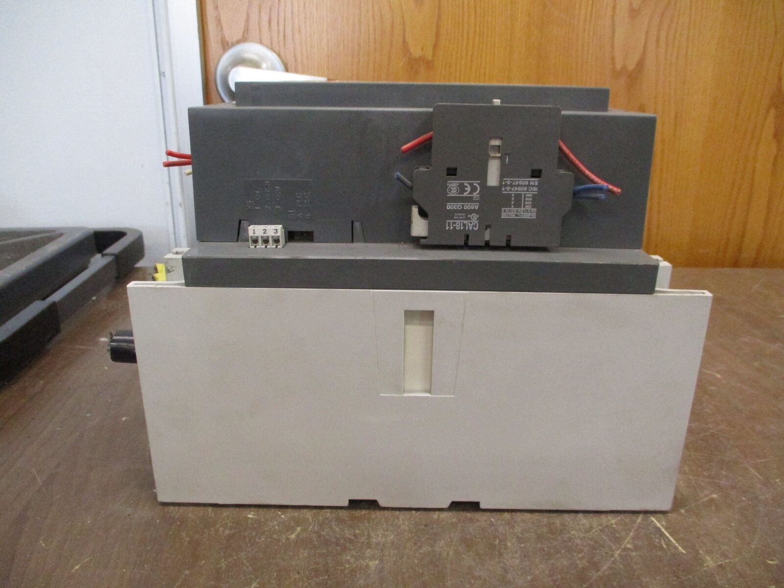 ABB Contactor AF400-30 600V 550A 100-250V AC/DC Coil Used