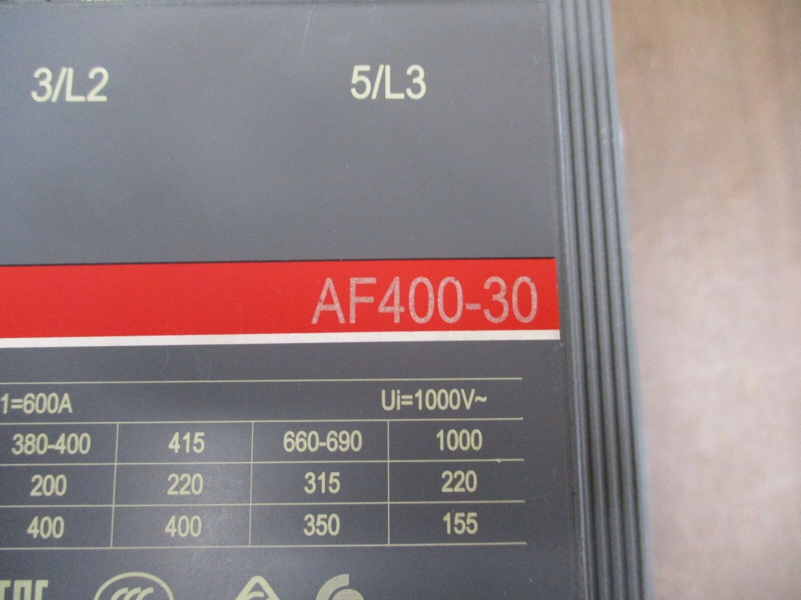 ABB Contactor AF400-30 600V 550A 100-250V AC/DC Coil Used