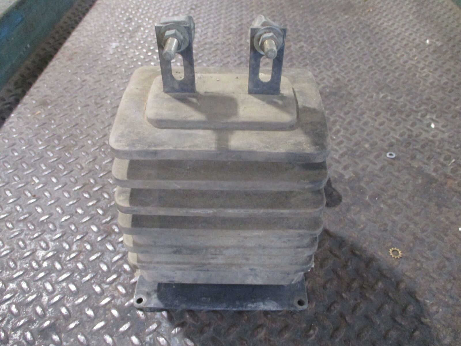 GE Type JKW-5 Current Transformer 638X78 Ratio 75:5A 15kV 25-60Hz Used