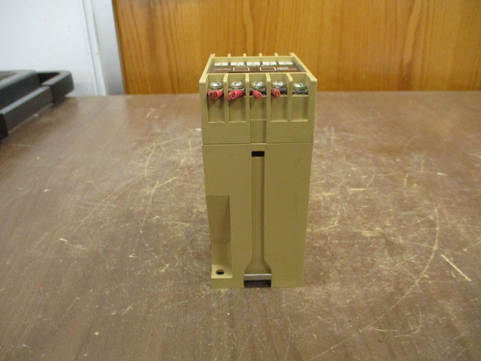 Agastat Timing Relay DSCXX022XSAAXAA 120V .01-99.99 Sec. Range Used