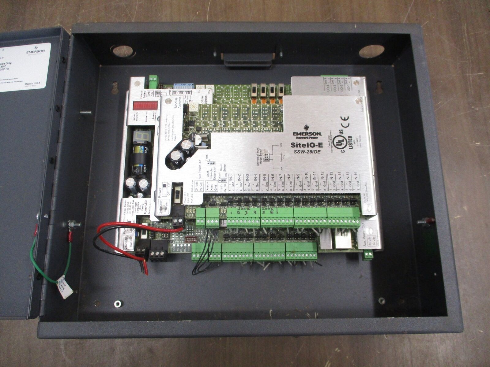 Emerson Liebert I/O Assembly SSW-28IOE Rev. 0 24V 4.4A 105VA 50/60Hz Used
