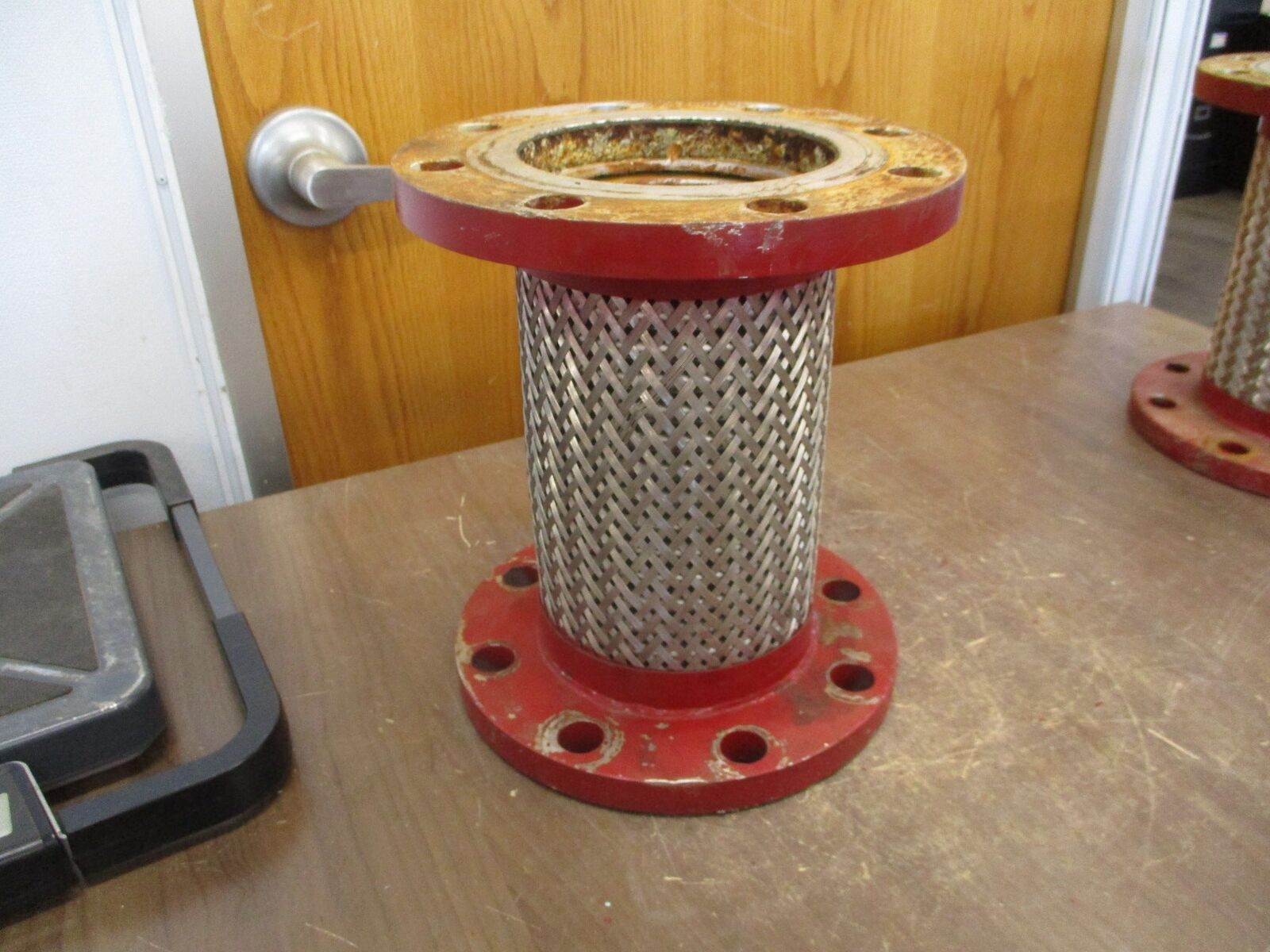 Misc. Brand Flexible Conduit PF 0500 69 MR Size: 6" Length: 10" Used