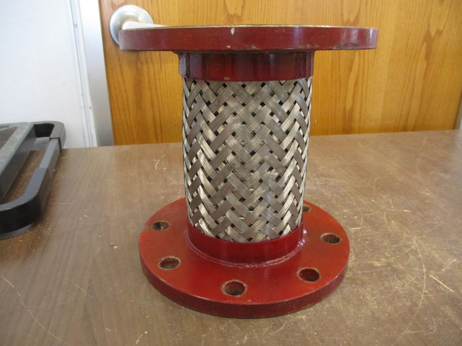 Misc. Brand Flexible Conduit PF0400 4 L337 Size: 4" Length: 8" Used