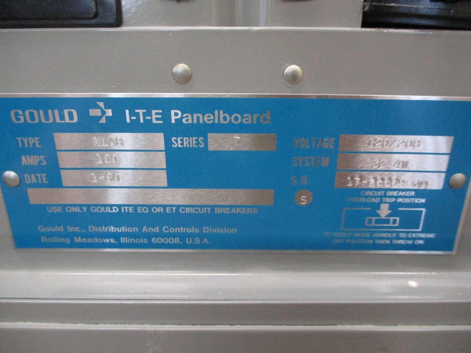 ITE Main Breaker Circuit Breaker Panel NLAB 100A Max, 100A Main 120/208V 3Ph 4W