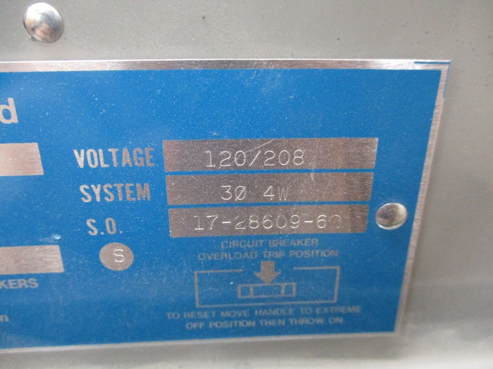 ITE Main Breaker Circuit Breaker Panel NLAB 100A Max, 100A Main 120/208V 3Ph 4W