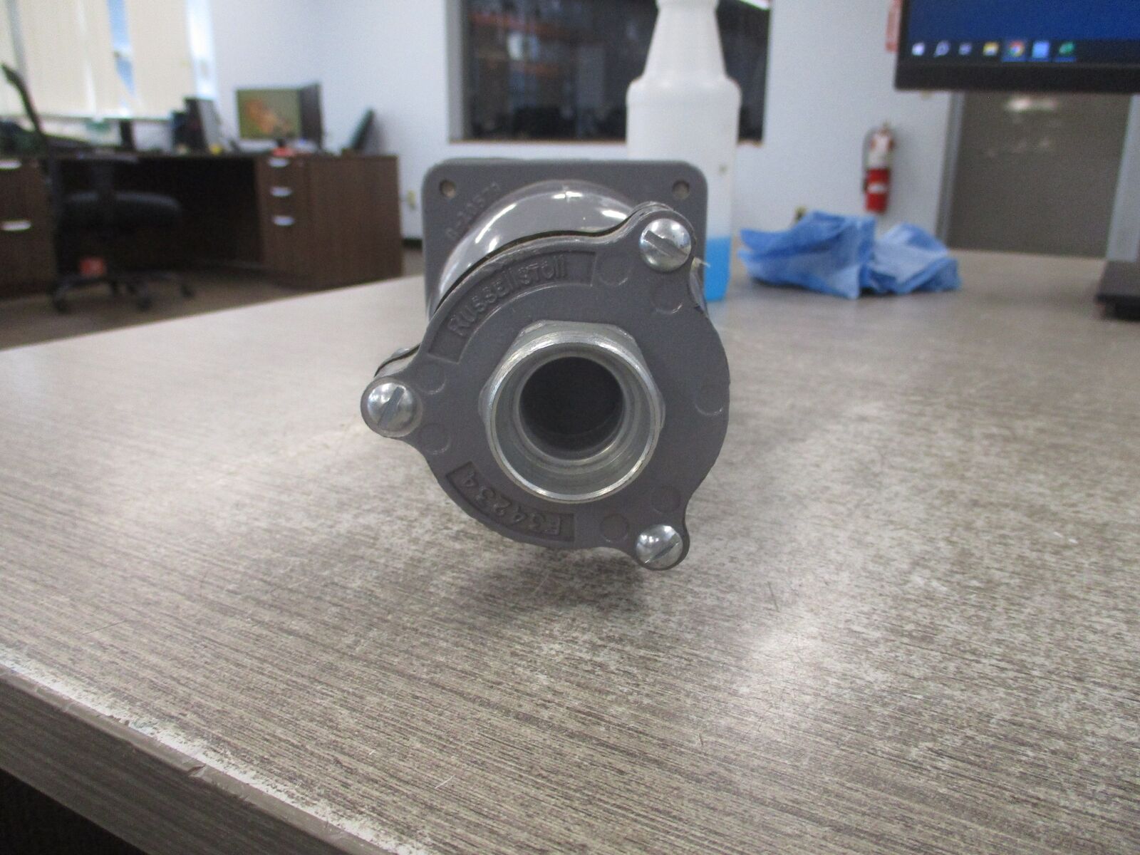 Russellstoll Receptacle 7428 / JPA62 60A 600V Used