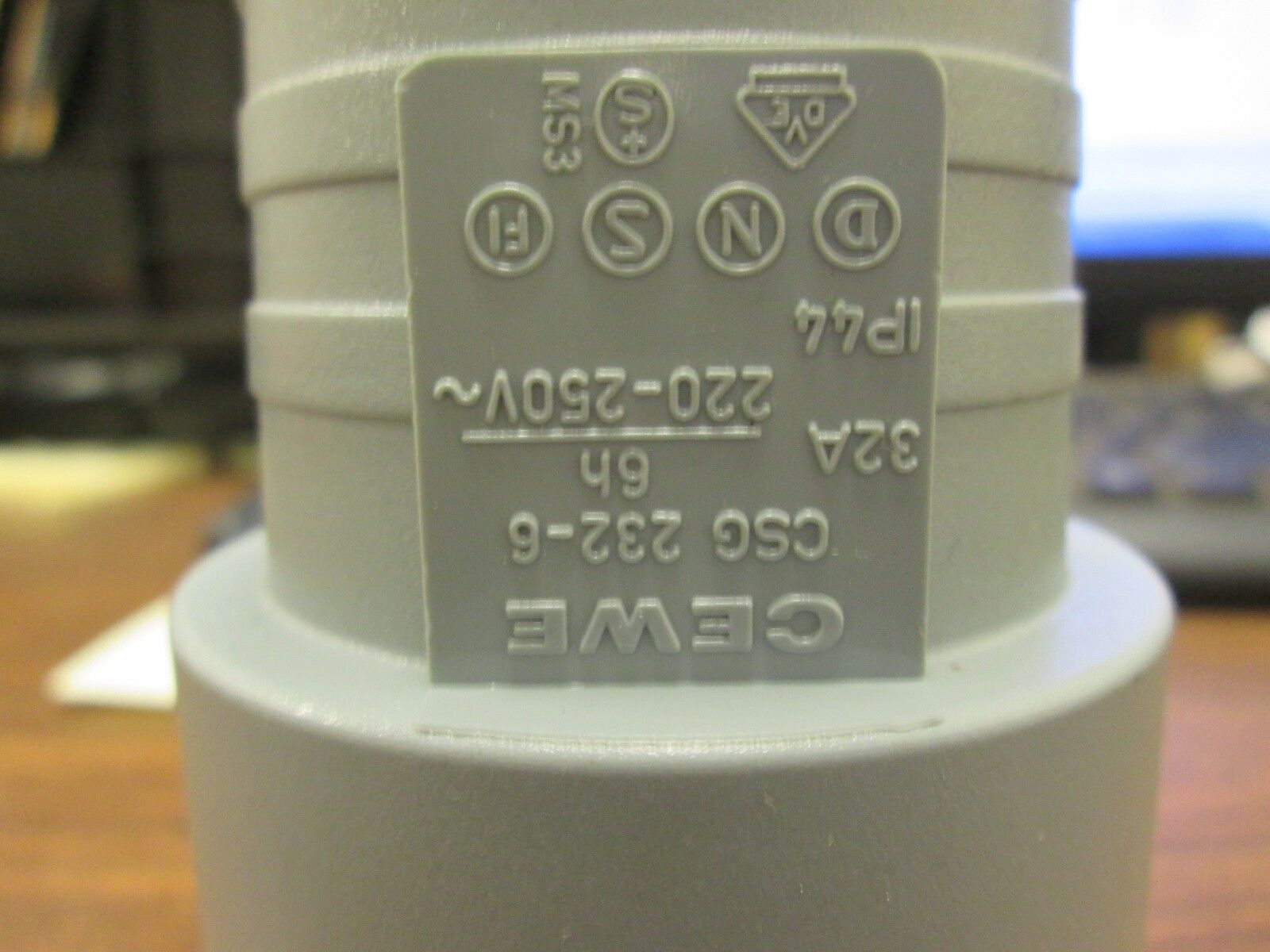 CEWE Connector CSG232-6 32A 220/250VAC Used