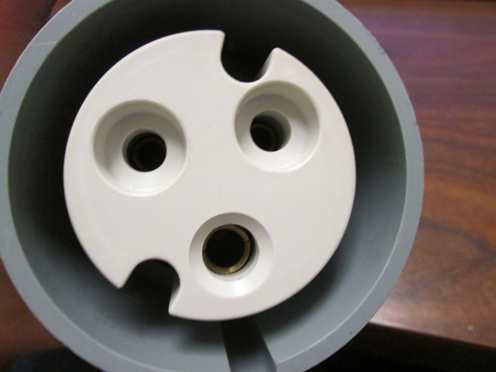 CEWE Connector CSG232-6 32A 220/250VAC Used