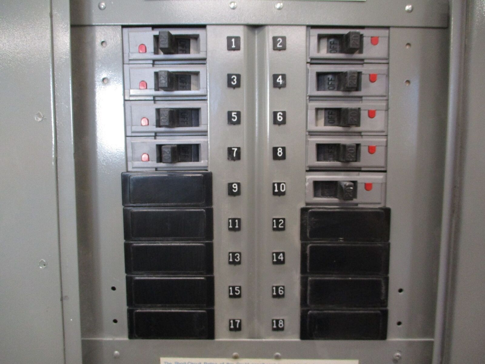 ITE Main Lug Breaker Panel NHB 100A Max 277/480V 3Ph 4W 18-Slot Used