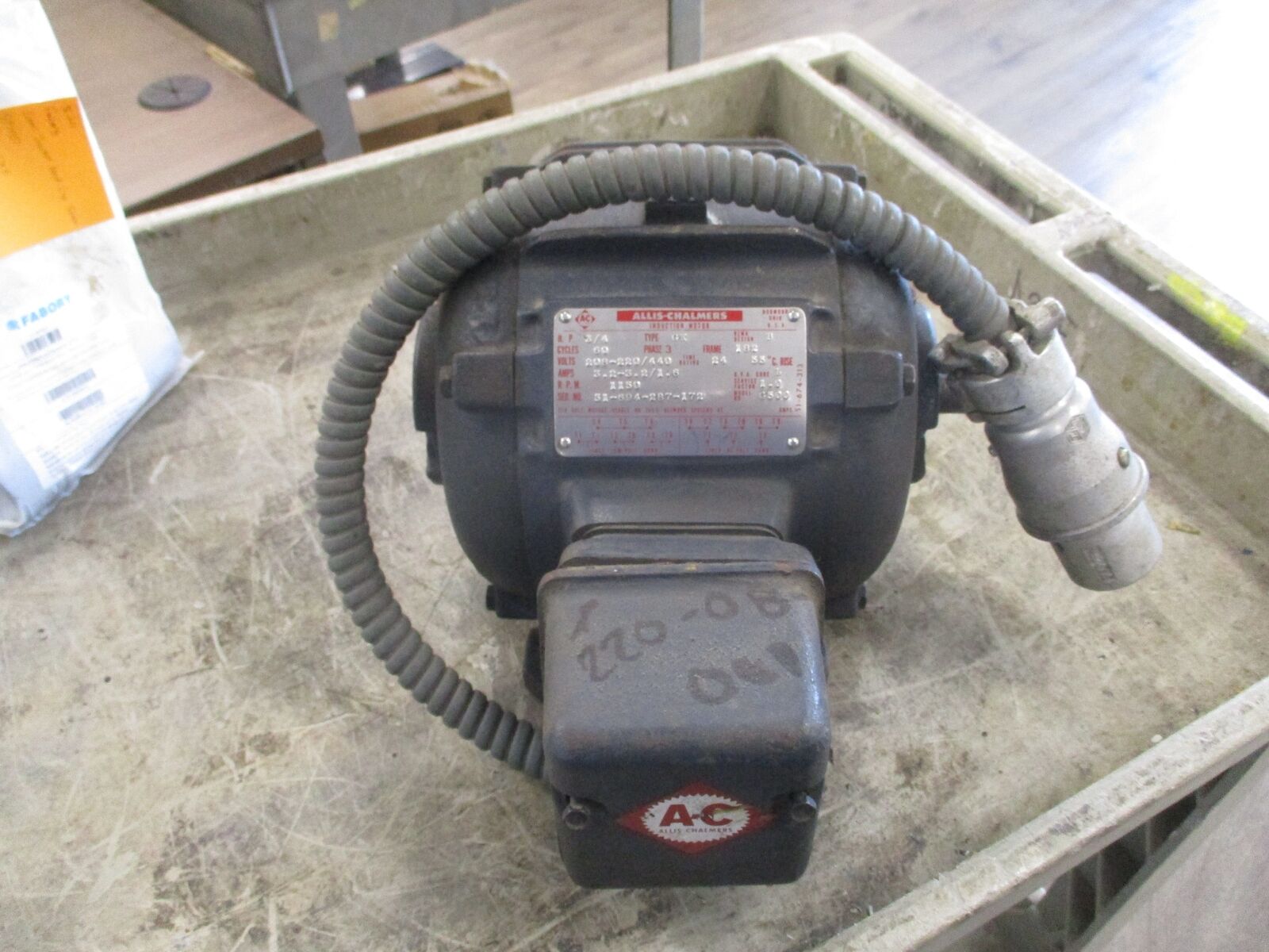 Allis-Chalmers Motor G500 3/4HP 208-220/440V 1150RPM Frame 182 3.2-3.2/1.6A Used