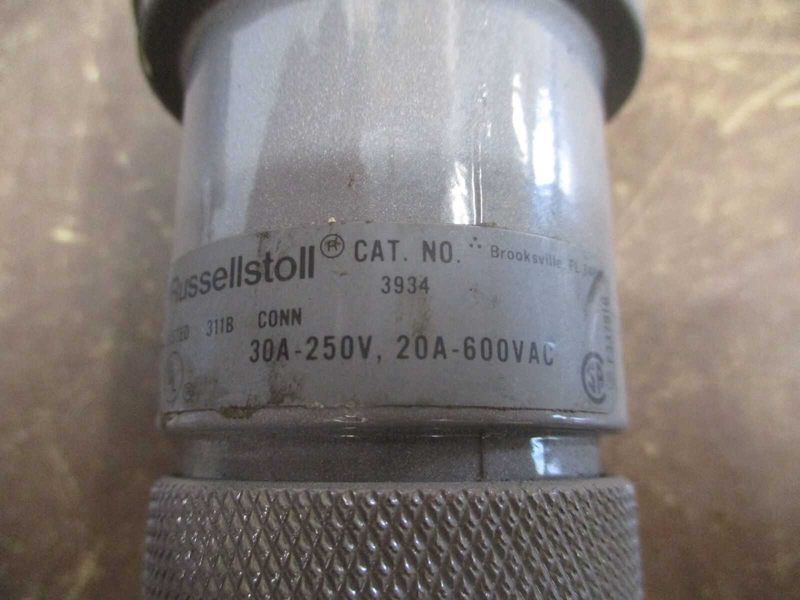 RussellStoll Connector w/ Wire End 3934 20A-600V 30A-250V 3P 4W Used