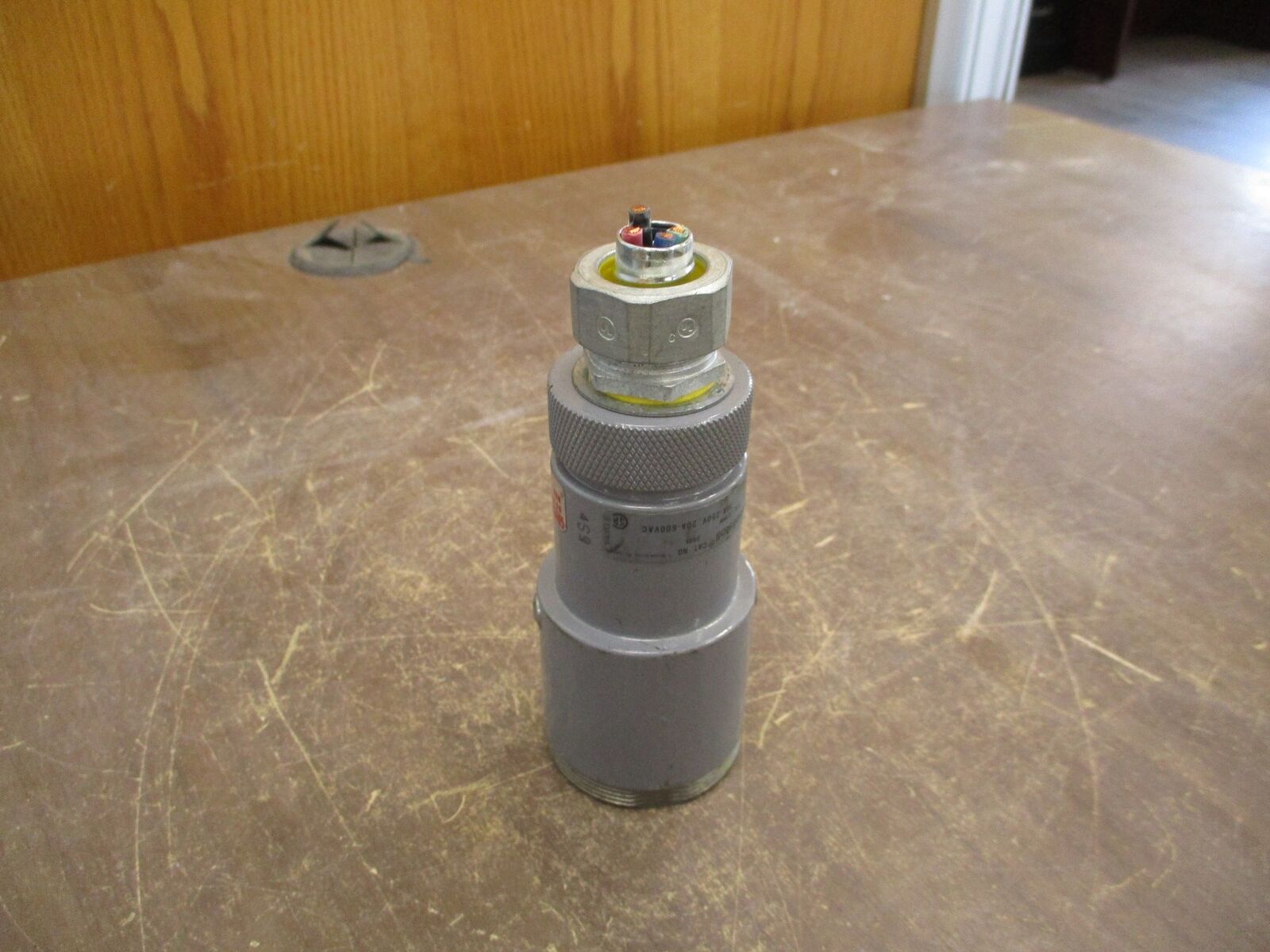 RussellStoll Connector w/ Wire End 3934 20A-600V 30A-250V 3P 4W Used