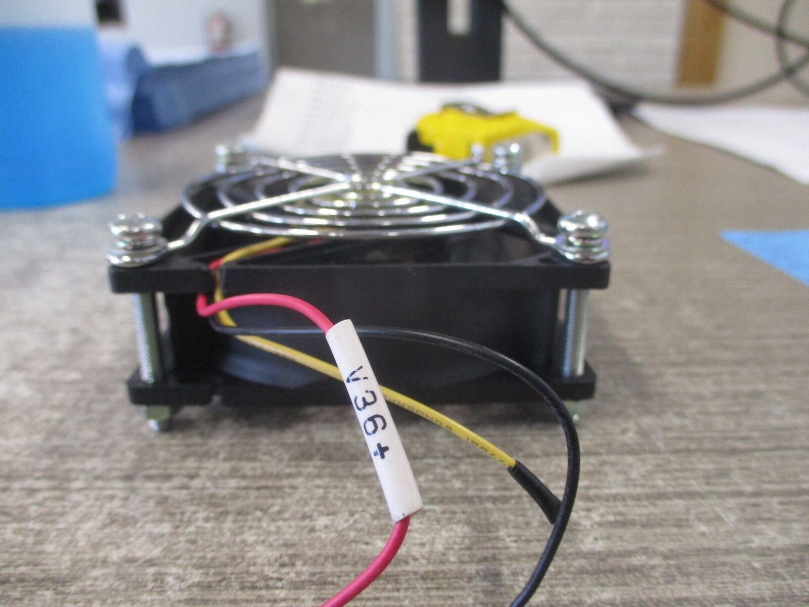 ADDA Axial Fan AD0812UB-A72GL 12VDC 0.45A Used