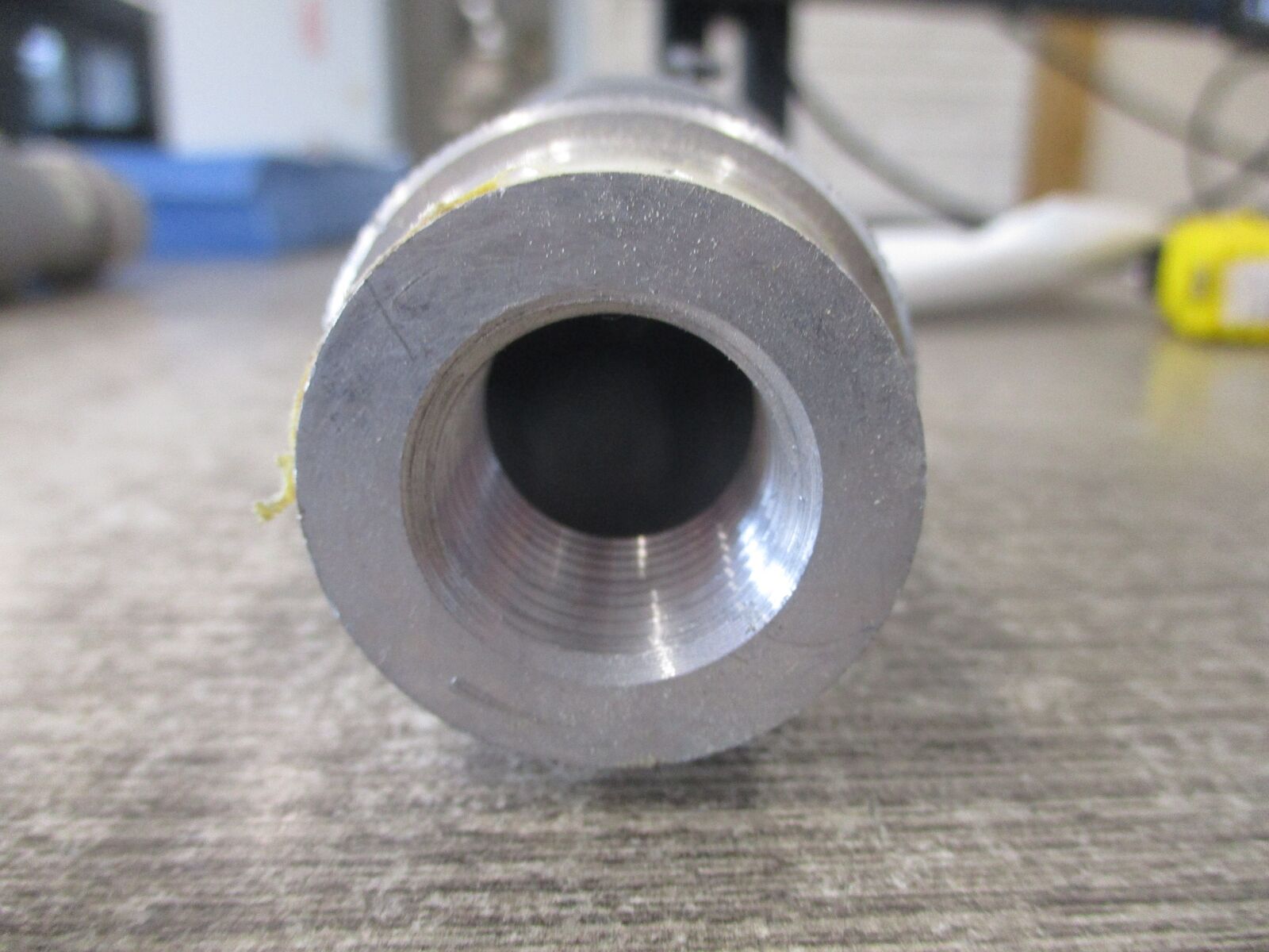 Russellstoll Receptacle 3914 15A 250/600V 4P Used