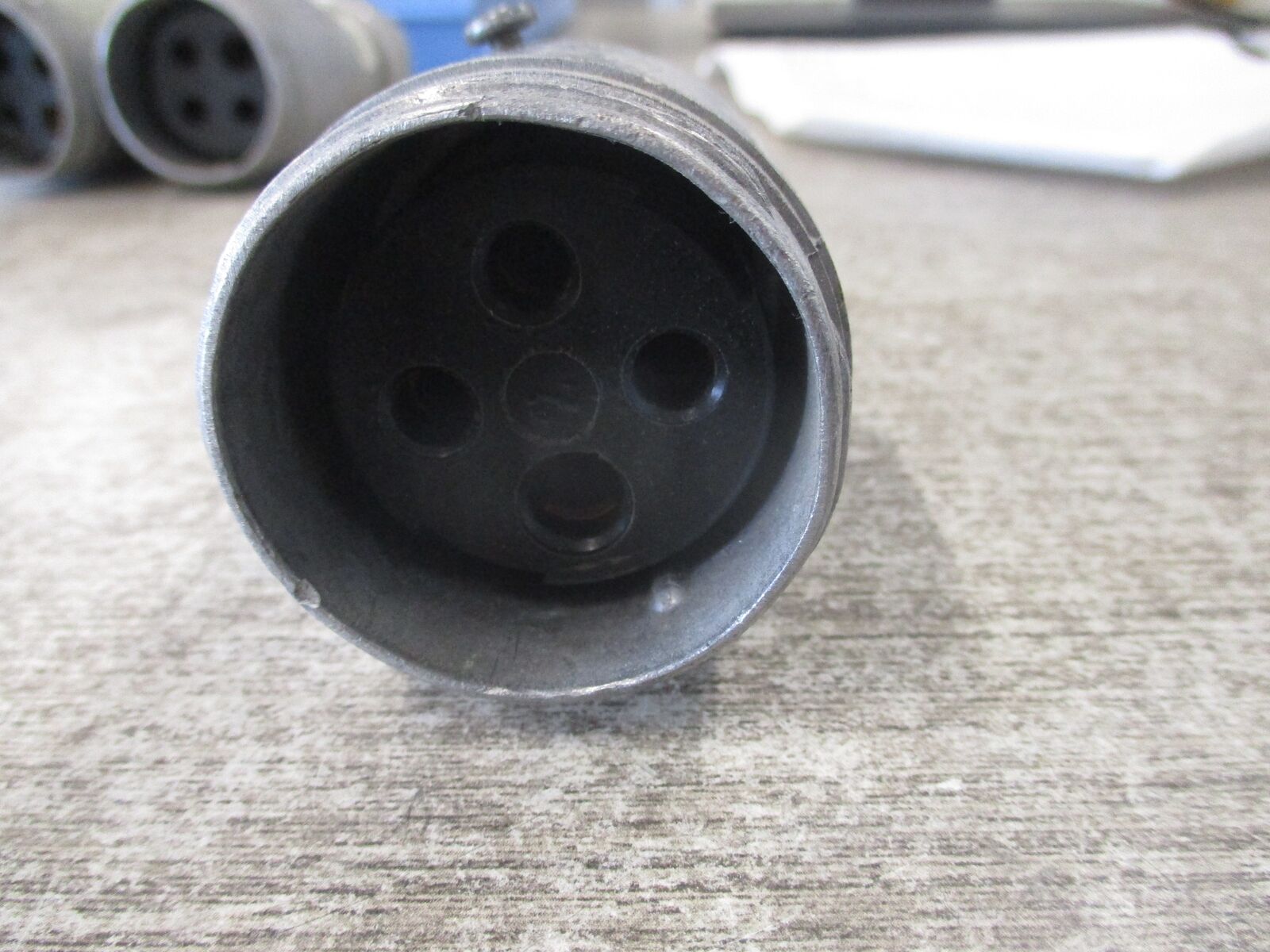 Russellstoll Receptacle 3914 15A 250/600V 4P Used