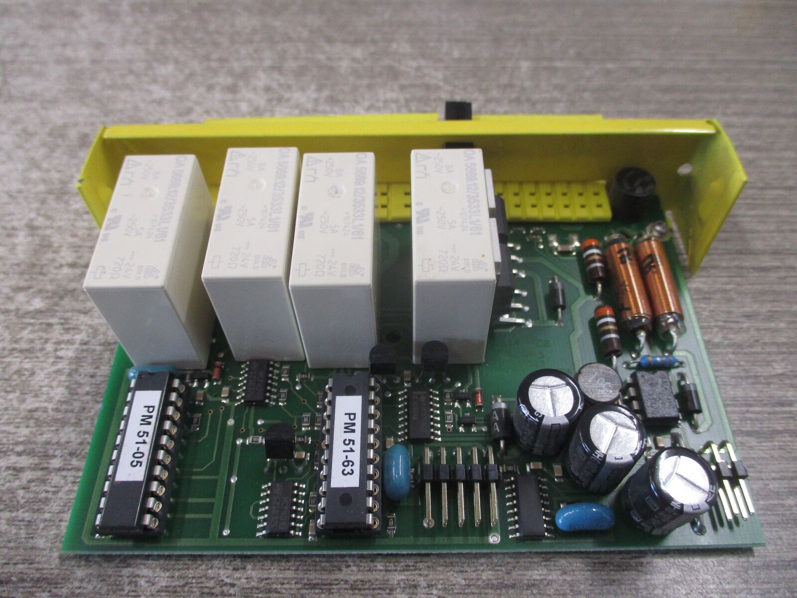 Dina Output Module DNDS-PMG V3 Used