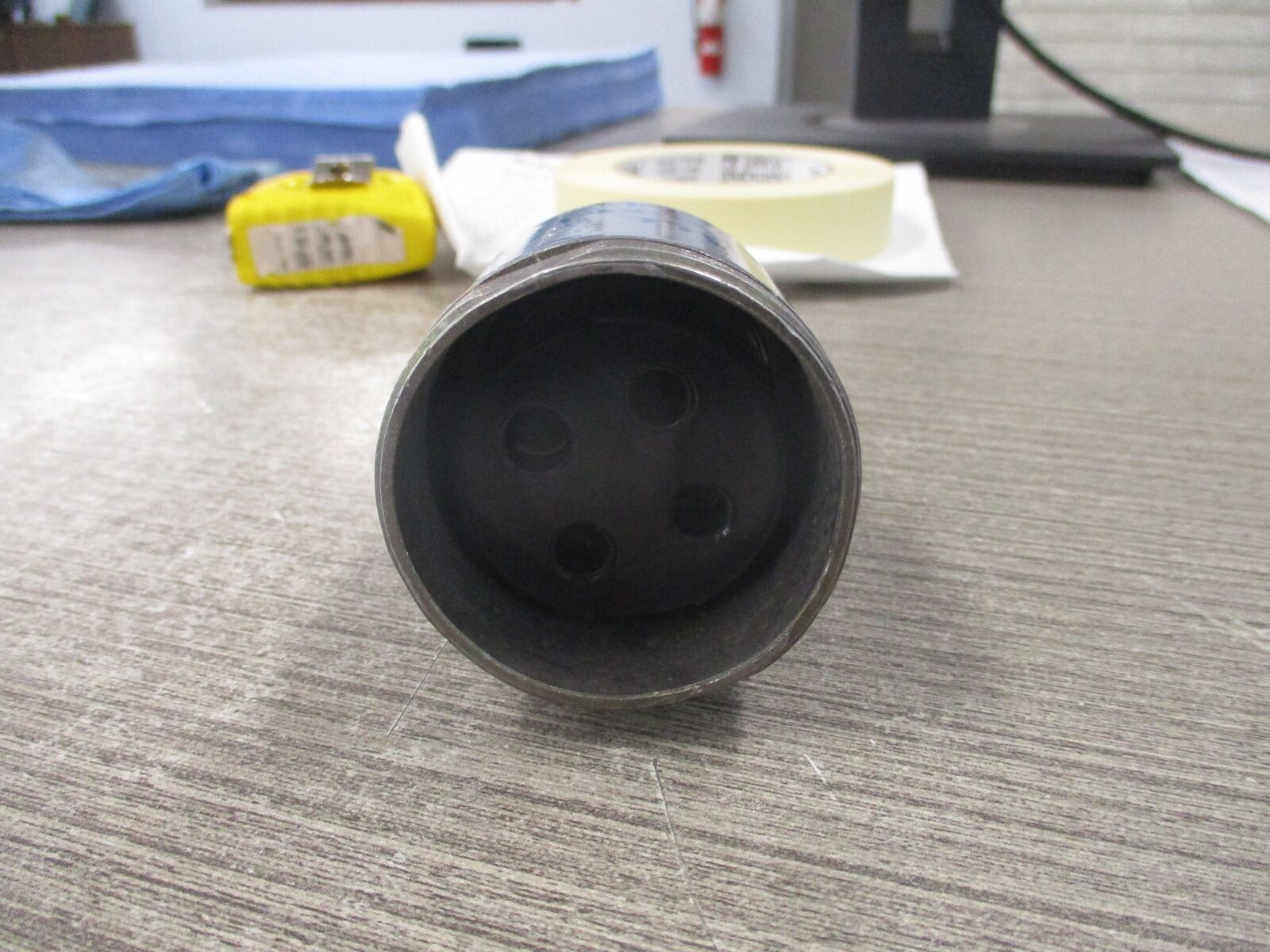 Russellstoll Connector 3934 20A 600V 30A 250V 3P 4W * Missing Set Screw * Used